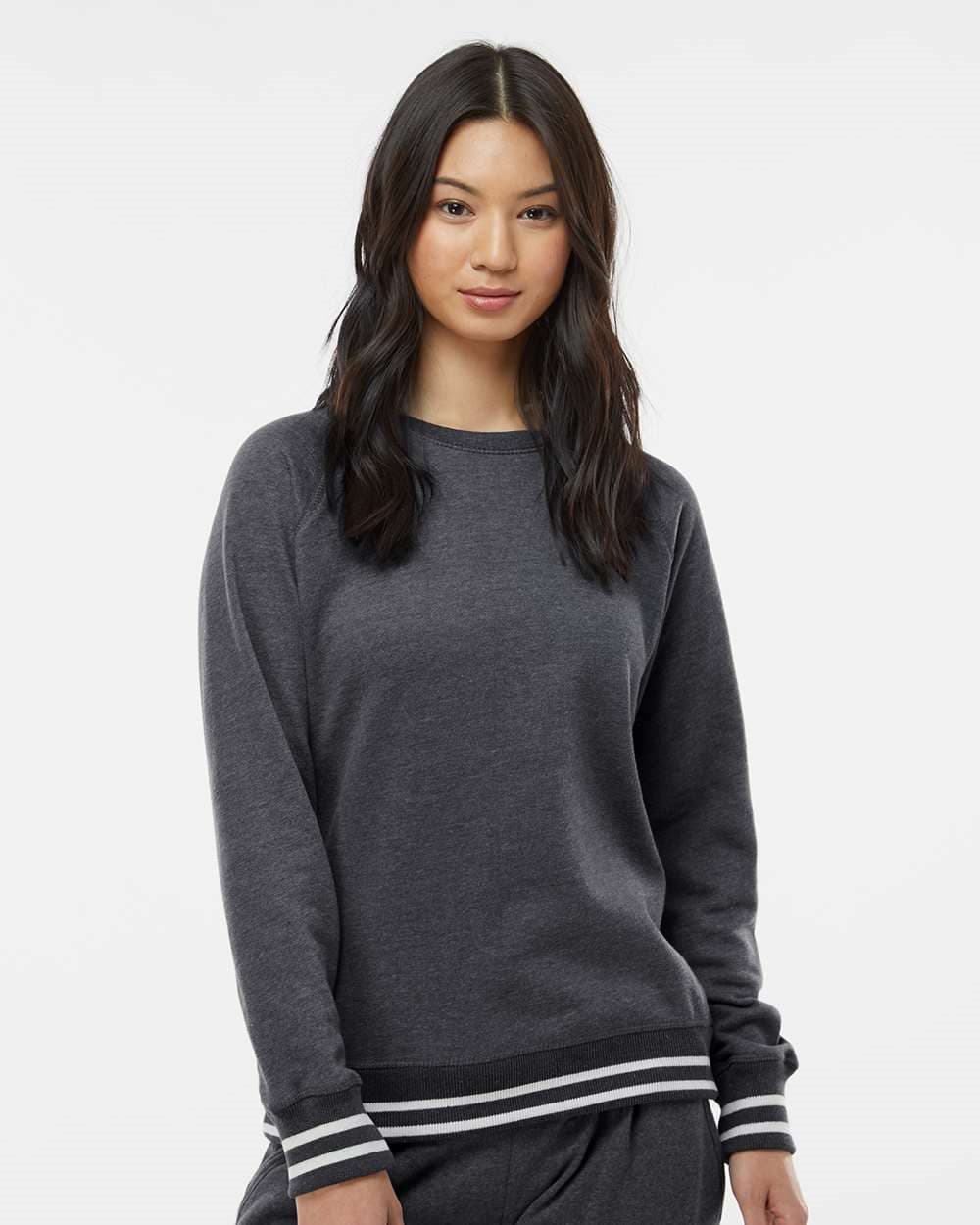 Image for Women’s Relay Crewneck Sweatshirt - 8652